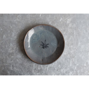Handmade Mini-plate Weed Leaf